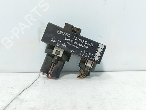 Used Electronic module Electronic module VW GOLF IV (1J1) 1.9 TDI (110 hp) 34649071 34649071