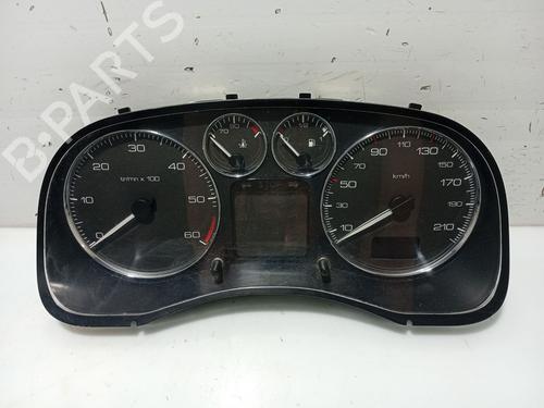Used Instrument cluster PEUGEOT 307 (3A/C) 1.6 HDi (90 hp) 31102273