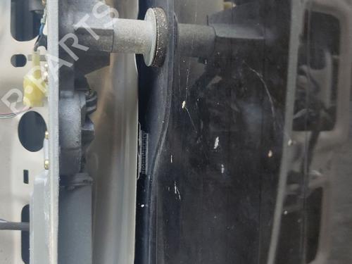 Motor limpa vidros traseiro MAZDA 323 F VI Hatchback (BJ) [1998-2004]  31098653