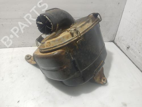 Used Air filter box MITSUBISHI PAJERO CLASSIC (V2_W, V6_W, V7_W) 2.5 TD (V24W) (115 hp) 31106064