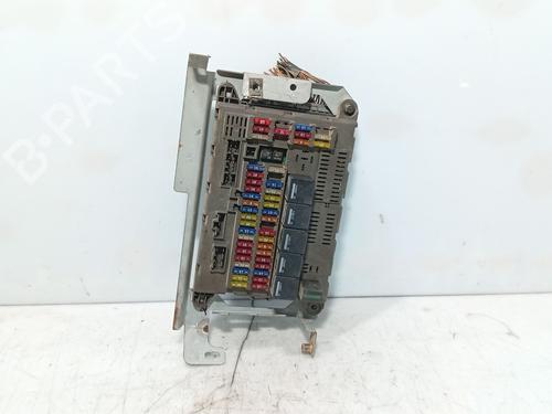 Used Fuse box Fuse box 37173616 37173616
