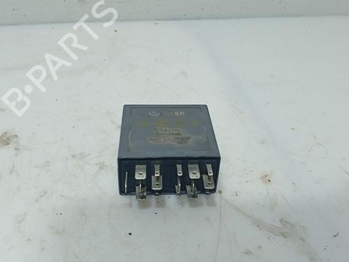 Used Electronic module Electronic module SKODA SUPERB I (3U4) 2.0 TDI (140 hp) 32424797 32424797
