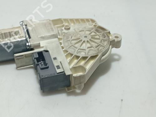 Used Left front window motor LAND ROVER RANGE ROVER SPORT I (L320) 2.7 D 4x4 (190 hp) 31134182