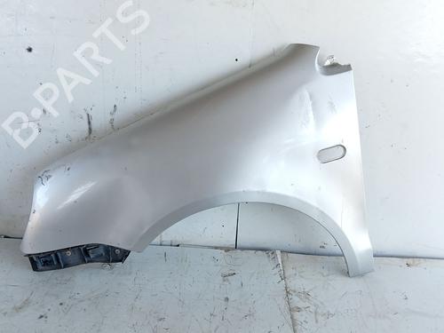 Used Left front fenders Left front fenders 38196800 38196800