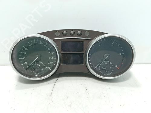 Used Instrument cluster Instrument cluster MERCEDES-BENZ M-CLASS (W164) ML 280 CDI 4-matic (164.120) (190 hp) 33868934 33868934