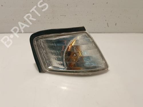 Pisca frente direito NISSAN PRIMERA Hatchback (P11) 2.0 TD (90 hp) 31115470