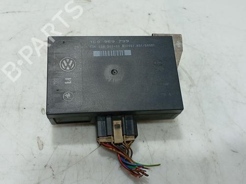 Used Electronic module Electronic module VW BORA Variant (1J6) 1.9 TDI (101 hp) 36154623 36154623