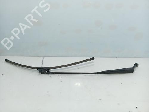Used Front windshield wiper arm Front windshield wiper arm 38093334 38093334