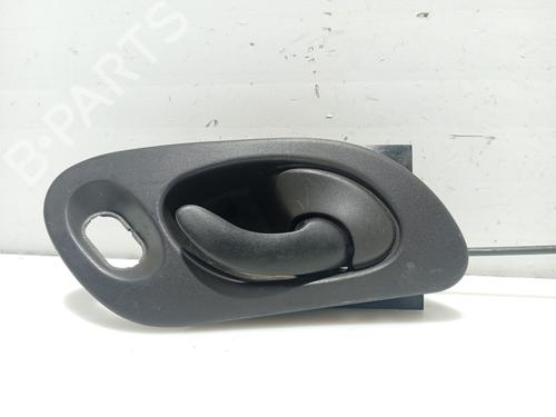 Høyre foran invendig håndtak FORD MONDEO II (BAP) [1996-2000]  31107022
