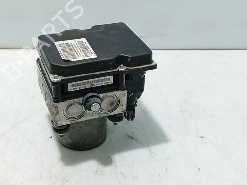 Used ABS pump CITROËN C5 III Break (RW_) 2.0 HDi 140 (140 hp) 32237157