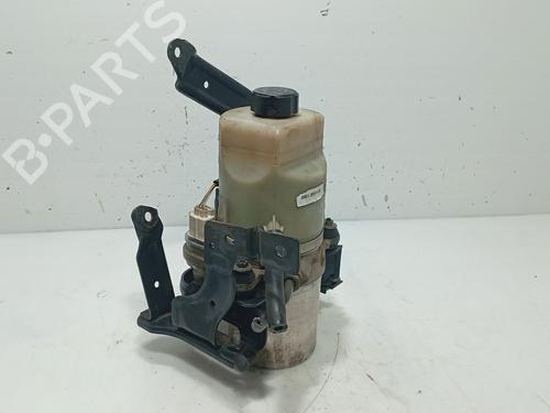 Used Steering pump Steering pump FORD FOCUS II (DA_, HCP, DP) [2004-2013] 33973389 33973389