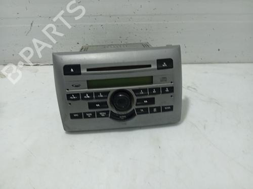 Used Radio FIAT STILO Multi Wagon (192_) 1.9 JTD (140 hp) 31107159