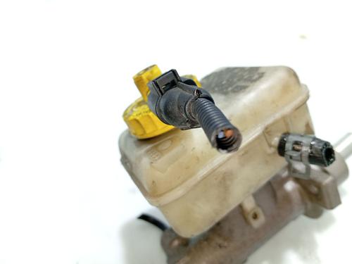 Brake master cylinder SEAT LEON (1M1) 1.6 16 V | BP31630375M77