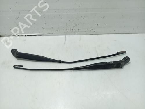 Used Front windshield wiper arm MERCEDES-BENZ A-CLASS (W168) [1997-2005]  31108748