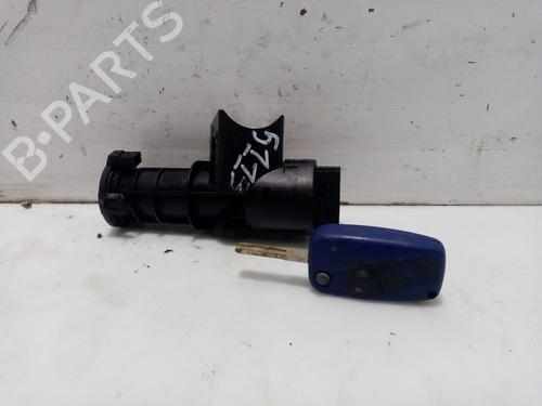 Used Ignition barrel FIAT STILO (192_) [2001-2010]  22900027