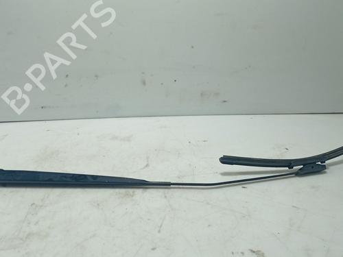 Used Front windshield wiper arm Front windshield wiper arm 38771361 38771361