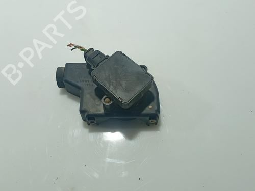 Pedal PEUGEOT 306 Hatchback (7A, 7C, N3, N5) [1993-2003]  31099864