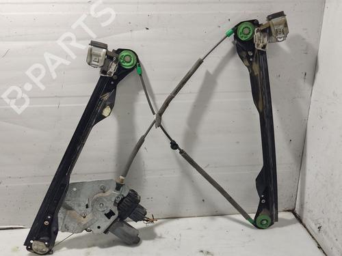 Używane Mechanizm podnoszenia szyby przedniej lewej FORD FOCUS I Turnier (DNW) [1999-2007]  31105364
