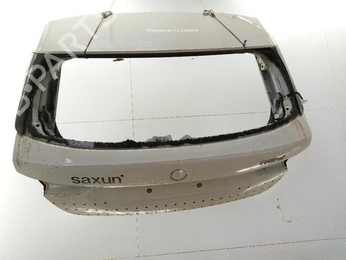 tailgate-bmw-1-f40-2019-25486451 main image