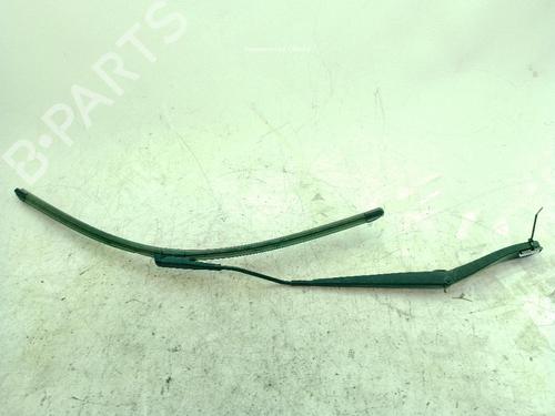 Used Front windshield wiper arm FORD TRANSIT COURIER B460 MPV 1.5 TDCi (75 hp) 27472728