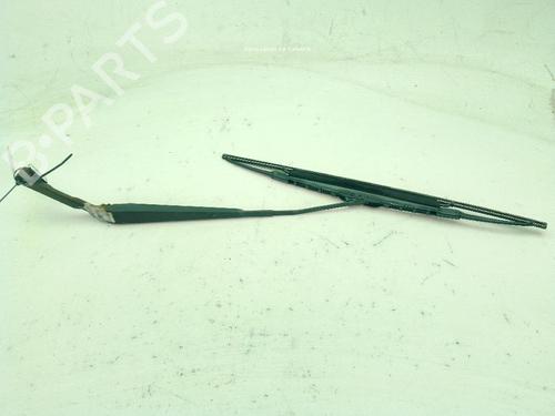 Used Front windshield wiper arm MITSUBISHI PAJERO III Canvas Top (V6_W, V7_W) 3.2 DI-D (V68W, V78W) (160 hp) 28290808