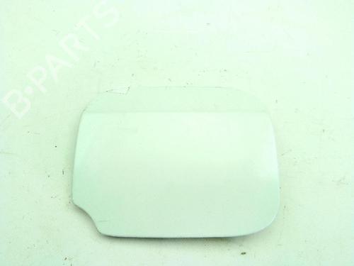 Used Fuel flap DACIA SANDERO II 1.5 dCi 75 / Blue dCi 75 (B8JW, B8M4, B8AH, B8M7, B8M6) (75 hp) 28488524