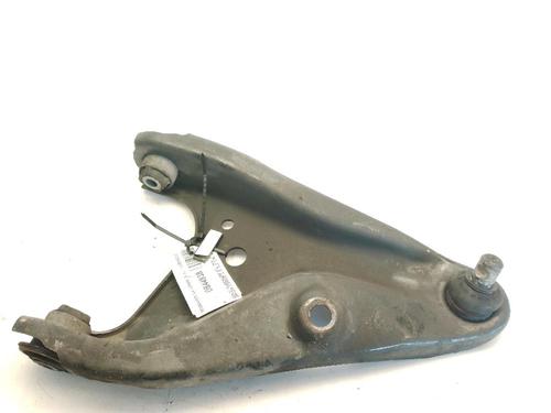 Used Right front suspension arm DACIA DOKKER Express Box Body/MPV 1.5 dCi 75 / Blue dCi 75 (FEJW, FEAH) (75 hp) 24046775