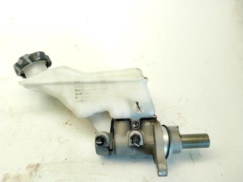 Used Brake master cylinder HYUNDAI TUCSON (TL, TLE) 1.6 CRDi hybrid 48V All-wheel Drive (136 hp) 26517699