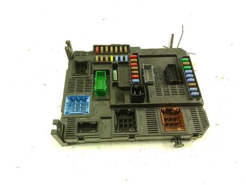 Used Fuse box Fuse box PEUGEOT 208 I (CA_, CC_) 1.2 VTI 82 (82 hp) 18365212 18365212
