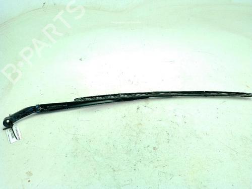 Front windshield wiper arm TOYOTA COROLLA Hatchback (_E21_, _EA1_, _EH1_) 1.8 Hybrid (ZWE211) | BP23999533C143 