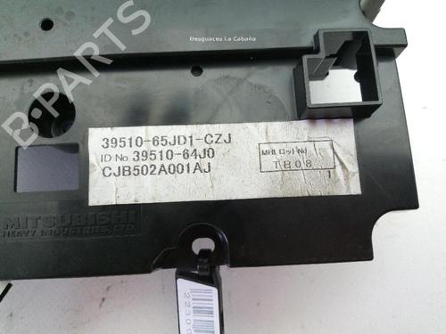 Climate control SUZUKI GRAND VITARA II (JT, TE, TD) 1.9 DDiS All-wheel Drive (JT419, TD44, JB419WD, JB419XD,... | BP18372909I5 