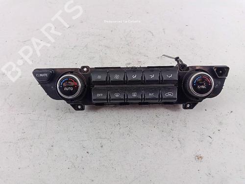 AC Styreenhet / Manøvreringsenhet KIA SPORTAGE IV (QL, QLE) 1.7 CRDi (116 hp) 18372086