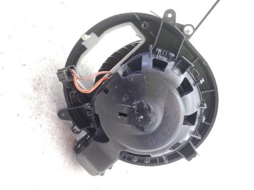 Heater blower motor BMW 3 Touring (F31) 320 d | BP24046007M62 