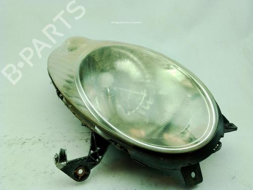 Phare droit Phare droit 38189974 38189974