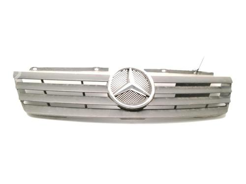 Used Grille Grille 39425104 39425104