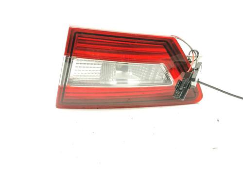 right-tailgate-light-renault-clio-iv-bh_-2012-2013-2014-2015-2016-2017-2018-2019-2020-2021-39899716 main image