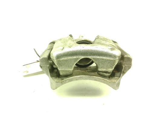 right-front-brake-caliper-renault-megane-iv-hatchback-b9amn_-10-tce-115-b9md-b9mw-2015-18361376 main image