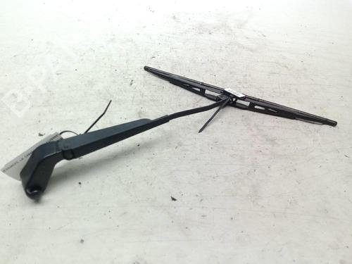 Used Rear windshield wiper arm VW GOLF III (1H1) 2.0 (115 hp) 30718281