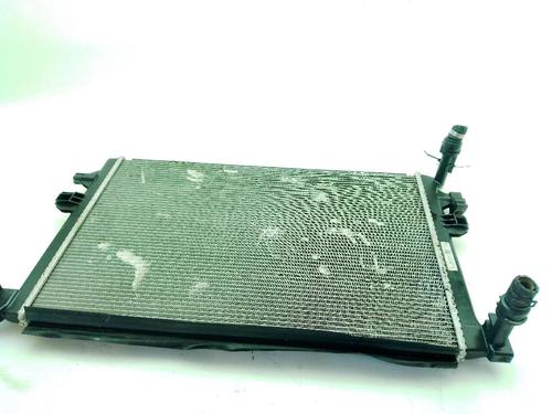 Used Water radiator Water radiator 37485467 37485467