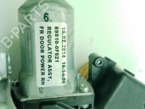 Front right window mechanism TOYOTA VERSO (_R2_) 1.6 D4-D (WAR20_) | BP30146262C23