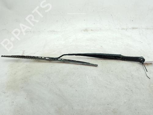 Front windshield wiper arm KIA SPORTAGE III (SL) 2.0 CRDi AWD | BP24049257C143 