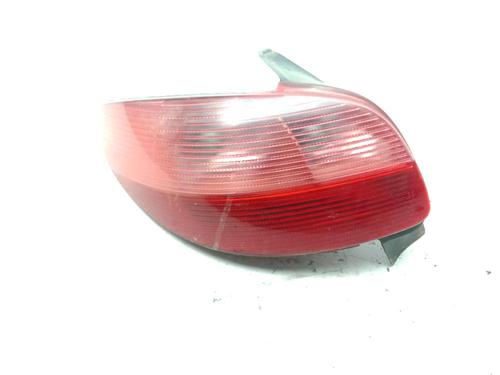 Used Left taillight PEUGEOT 206 Hatchback (2A/C) 1.9 D (69 hp) 26286474