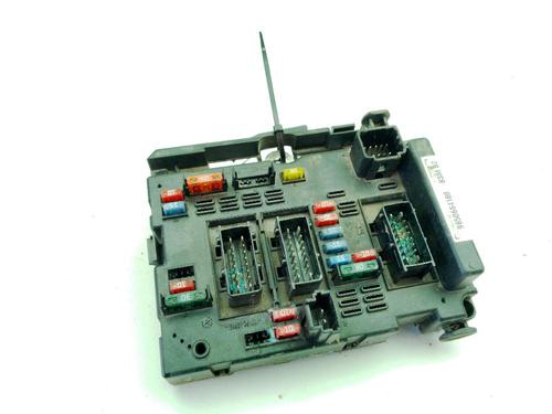 Used Fuse box Fuse box 37434755 37434755