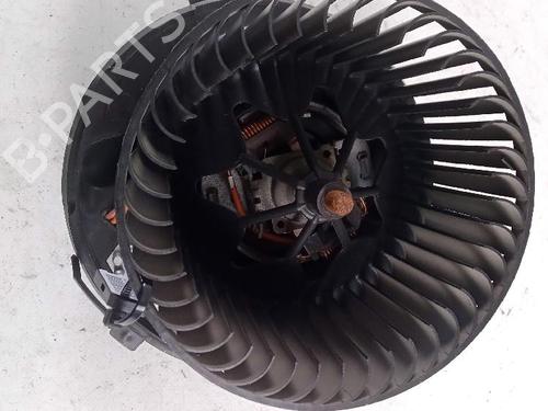 Used Heater blower motor AUDI Q3 (8UB, 8UG) 1.4 TFSI (125 hp) 24045212