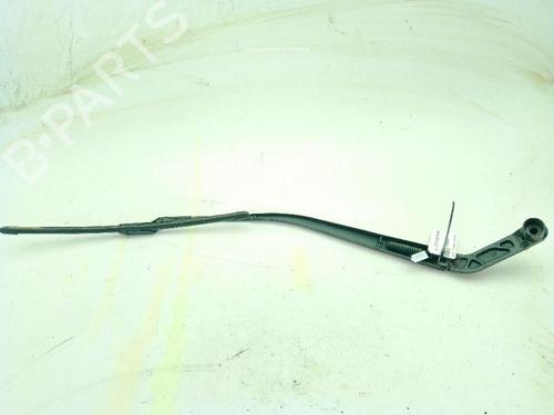 Used Front windshield wiper arm Front windshield wiper arm MAZDA CX-5 (KF) 2.0 (165 hp) 24996176 24996176