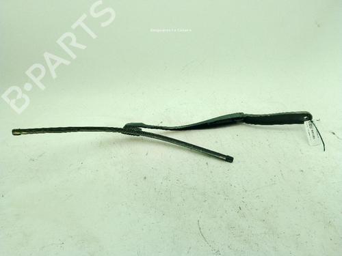 Front windshield wiper arm BMW 5 (F10) 530 d | BP27097498C143 