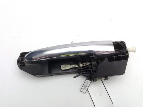 rear-left-exterior-door-handle-lancia-delta-iii-844_-14-844axa1a-2008-2009-2010-2011-2012-2013-2014-18364939 main image