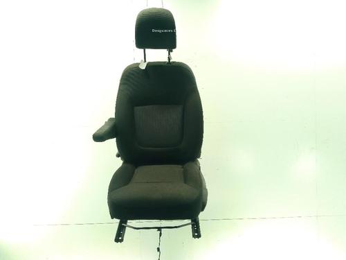 Used Left front seat Left front seat RENAULT TRAFIC III Van (FG_) 2.0 dCi 120 (FGMN) (120 hp) 29908639 29908639