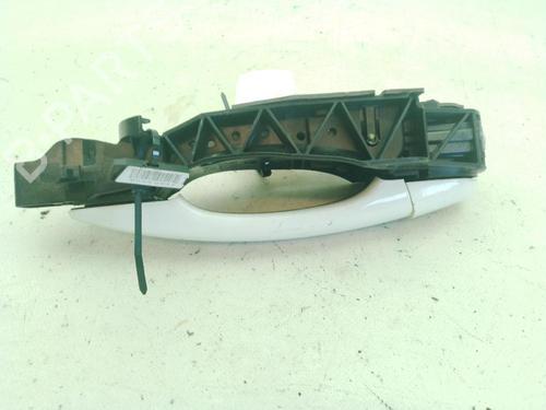 Front right exterior door handle PEUGEOT 3008 II SUV (MC_, MR_, MJ_, M4_) 1.5 BlueHDi 130 | BP27605061C129 