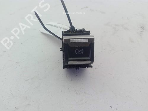 Used Switch PEUGEOT 3008 II SUV (MC_, MR_, MJ_, M4_) 1.2 THP/ PureTech 130 (MRHNSM, MRHNSU, MRHNSJ, MRHNYW,... (131 hp) 29449310